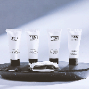 Gel de Ducha THRPY® Bot. Cil. 40ml Tapa Flip Top Negra . Caja con 264 piezas.